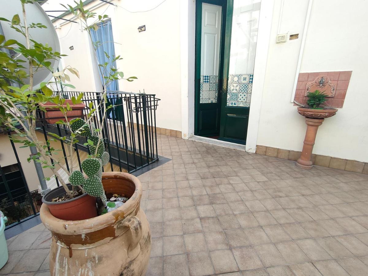 Arco Del Vescovo 1 Hotel Acireale Eksteriør billede
