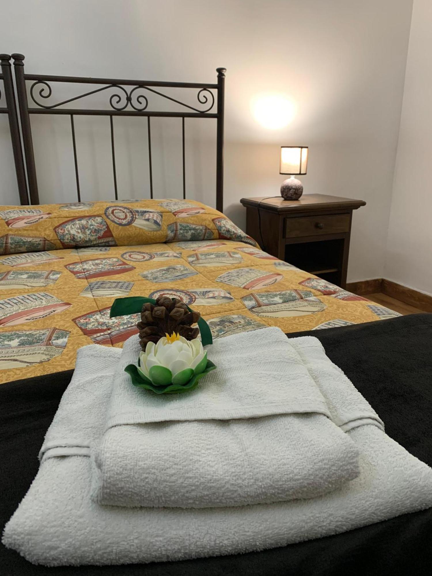 Arco Del Vescovo 1 Hotel Acireale Eksteriør billede